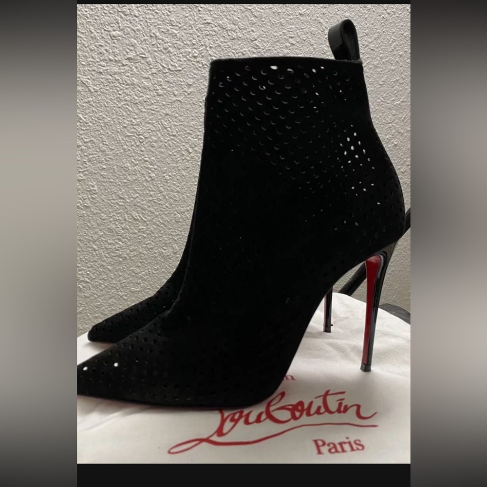 Christian Louboutin So Kate 100 Suede Booties